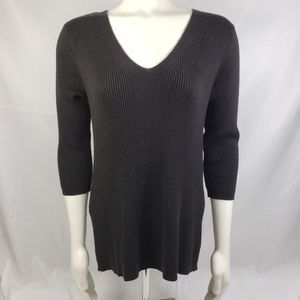 Maurices sz L v neck ribbed sweater